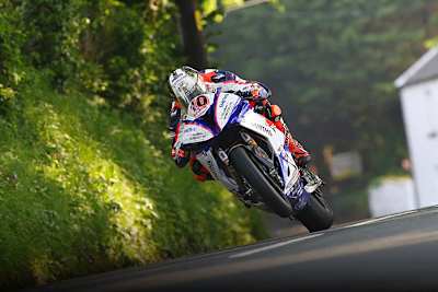 Ob Peter Hickman & Co heuer ihre Motorräder auf der Isle of Man fliegen lassen können, hängt vom Gesundheitsminister ab