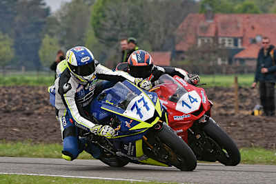 Thomas Walther (77) setzt sich im Duell mit Ilja Caljouw durch