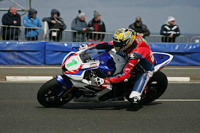 Glenn Irwin ist auf einer Superbike nicht zu biegen