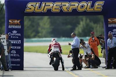 Die klassische Superpole war ein spannendes Spektakel