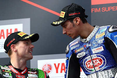 Alex Lowes und Toprak Razgatlioglu in Australien