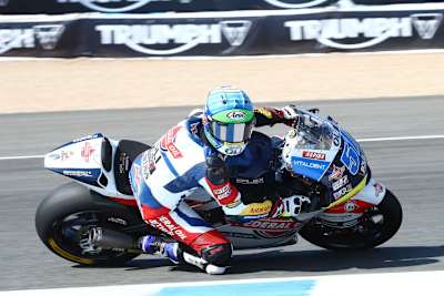 Edgar Pons beendete die zwei Moto2-Rennen in Jerez jeweils auf Platz 16