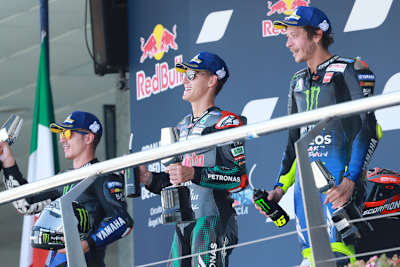 In Jerez standen Maverick Viñales (links) und Valentino Rossi (rechts) gemeinsam auf dem Podest