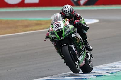 Alex Lowes hielt im zweiten Lauf die Kawasaki-Fahne hoch