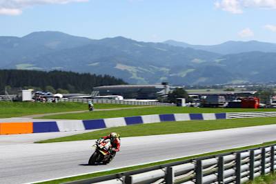 Aleix Espargaró auf seiner Aprilia RS-GP 20