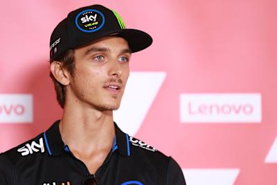 Luca Marini stürzte heftig