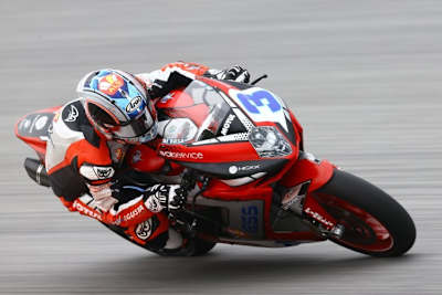 Raffaele De Rosa fuhr mit der MC Agusta F3 die schnellste Zeit