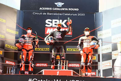 Das Podium im ersten Lauf