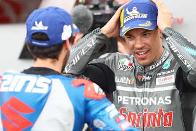 Alex Rins und Franco Morbidelli nach einem erfolgreichen Aragón-Doppel