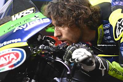 Enea Bastianini bei der Sitzprobe auf seiner Esponsorama-Ducati