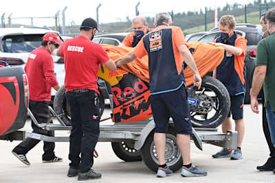 Miguel Oliveiras KTM RC16 nach dem Q2-Ablfug 