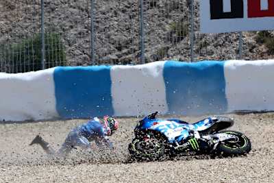 Alex Rins stürzte in Jerez mehrfach