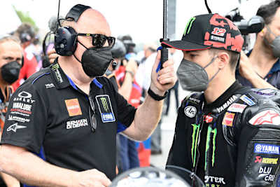 Crew-Chief Silvano Galbusera und Maverick Viñales fanden noch keine Lösung