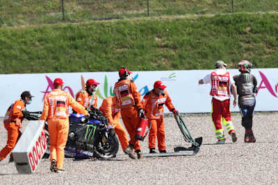 Fabio Quartararo nach dem Crash im FP1