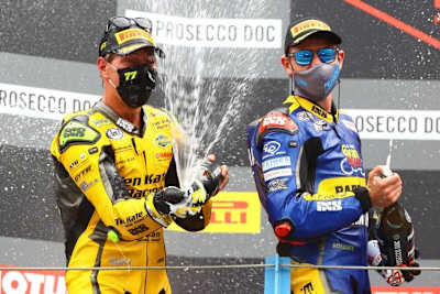 Dominique Aegerter und Steven Odendaal sind die dominierenden Piloten in der Supersport-WM 2021