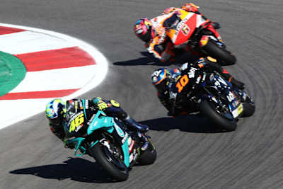 Valentino Rossi vor Luca Marini und Stefan Bradl