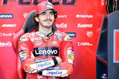 Pecco Bagnaia stürzt in Valencia immer nur in der zweiten Kurve