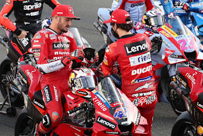 In Doha: Jack Miller im Gespräch mit Pecco Bagnaia