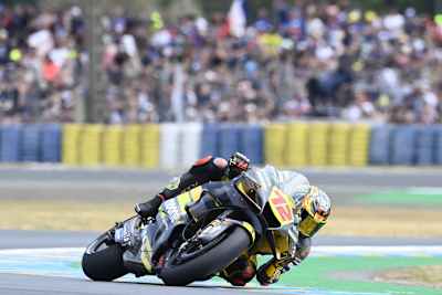 Marco Bezzecchi vor vollem Haus in Le Mans