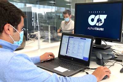 Im Rennwagenwerk herrscht Schutzmaskenpflicht