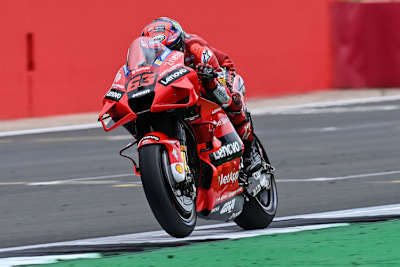 Pecco Bagnaia: Die Ducati funktioniert nicht nur auf den Geraden