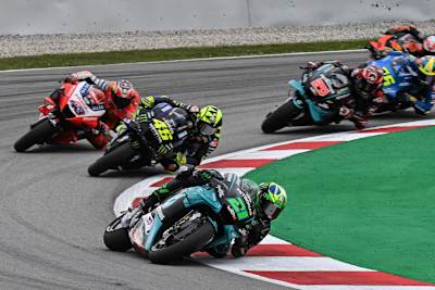 Anfangsphase des Catalunya-GP: Morbidelli vor Rossi, Miller, Quartararo und Mir