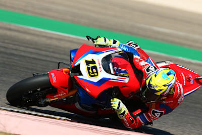 Alvaro Bautista mit seiner Honda-Crew