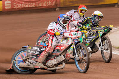 Bergé vor Balinski und Huckenbeck