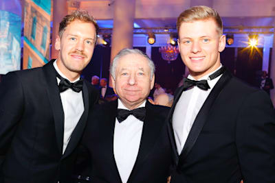 Sebastian Vettel, Jean Todt und Mick Schumacher