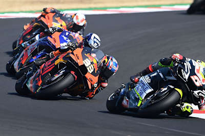 Im Rennen: Johann Zarco (5) vor dem KTM-Trio Binder (33), Oliveira und Pol Espargaró