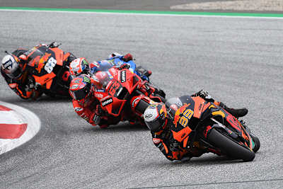Im Rennen: Binder (33) vor Bagnaia (63), Rins und Oliveira