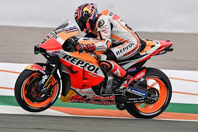 Stefan Bradl am Freitag in Valencia