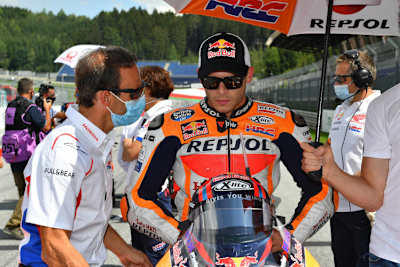 Alberto Puig im Gespräch mit Stefan Bradl