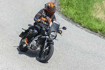 Da schau her: Neues Crossover-Modell auf Basis der kommenden Modellgenaration der Husqvarna 401 Svartpilen