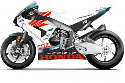 Für das Cyberdine-Logo ist viel Platz auf der Honda-Verkleidung