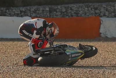 Peter Hickman schmiss die BMW nach 70 Minuten weg