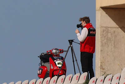 Chaz Davies, Scott Redding und Johnny Rea (v.l.) auf Serienmaschinen