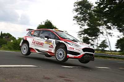 Auftaktsieger Dominik Dinkel