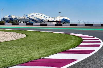 Die Formel-1-Stars werden im November auf dem Rundkurs von Losail ausrücken