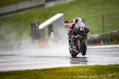 Der zweite Aprilia-Test von Andrea Dovizioso wurde vom Wetter bestimmt