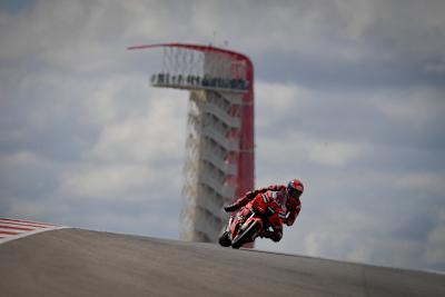 Eine Bodenwelle brachte Bagnaia über die Kuppe fast aus dem Gleichgewicht