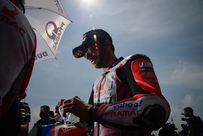 Licht und Schatten bei Johann Zarco