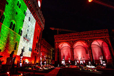 Bei der Ferrari-Feier am Palazzo Vecchio in Florenz