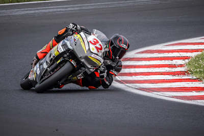 Toni Erhard mit der Kawasaki Ninja 400