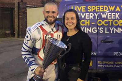 Erik Riss und seine Verlobte Maddie leben zur Zeit in Australien