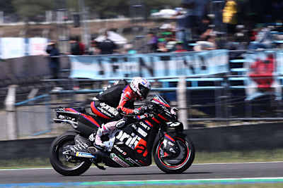 Aleix Espargaró auf der Aprilia: Platz 1