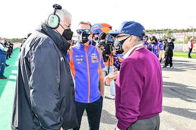 IRTA-Chef Mike Trimby, IRTA-Präsident Hervé Poncharal und Dorna-CEO Carmelo Ezpeleta