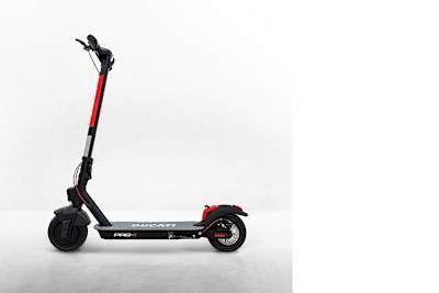 Erweitert Ducati nur sein Portfolio oder ist es der Anfang der Elektrifizierung? 