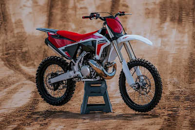 Die Zweitakt Fantic XX 250 2T Jahrgang 2022