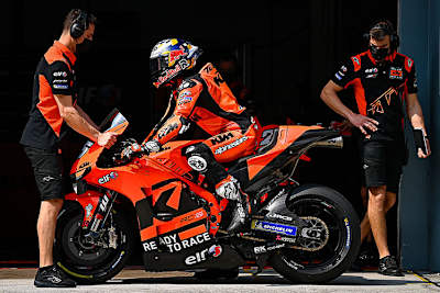 Raúl Fernández auf der Tech3-KTM in Sepang